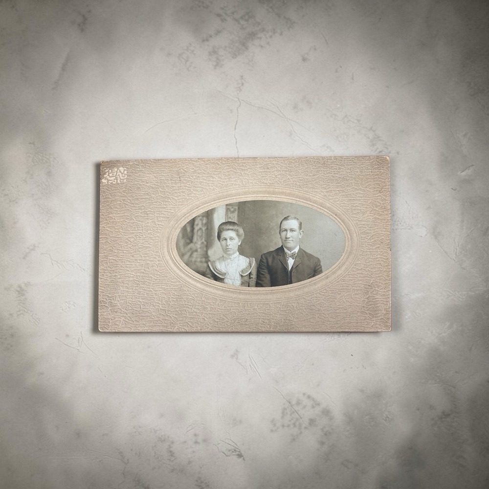 Antique Cabinet Card Photo Couple